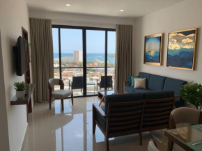Departamento moderno con vista al mar